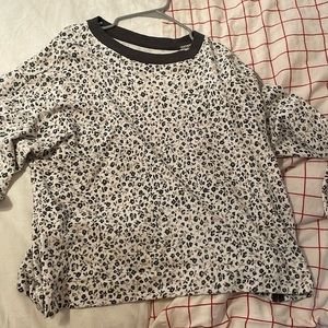 Lou and Grey floral sweatshirt top
